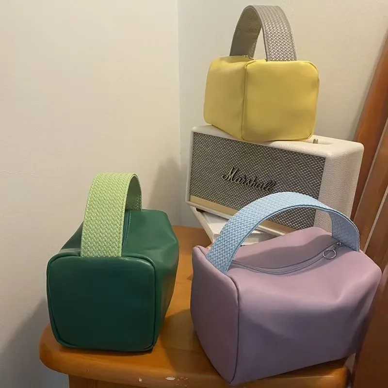 trousse de maquillage portable pour femmes, grande capacité, organisateur de maquillage de voyage, en cuir synthétique imperméable, trousse de toilette, sac de rangement à main.