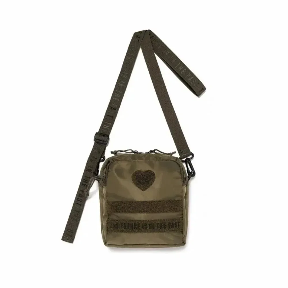 sac à bandoulière unisexe en nylon human made 2026, sac banane tricolore léger et pratique, sac bandoulière décontracté pour les trajets quotidiens