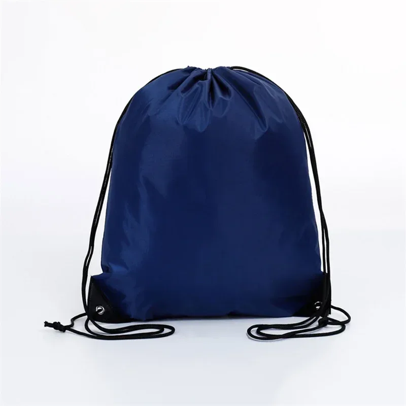 sac dos polyester vert noir jaune violet blanc bleu beige rose gris argent orange rouge petite taille ouverture haut cordonnement voyage sport école