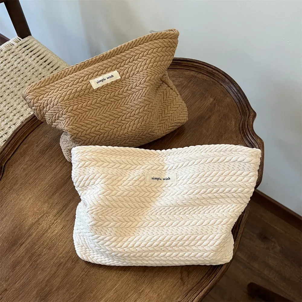 1 sac à maquillage en tissu tissé avec fermeture éclair, pochette minimaliste pour femme, trousse de toilette, cadeau idéal pour les voyages et l'usage quotidien