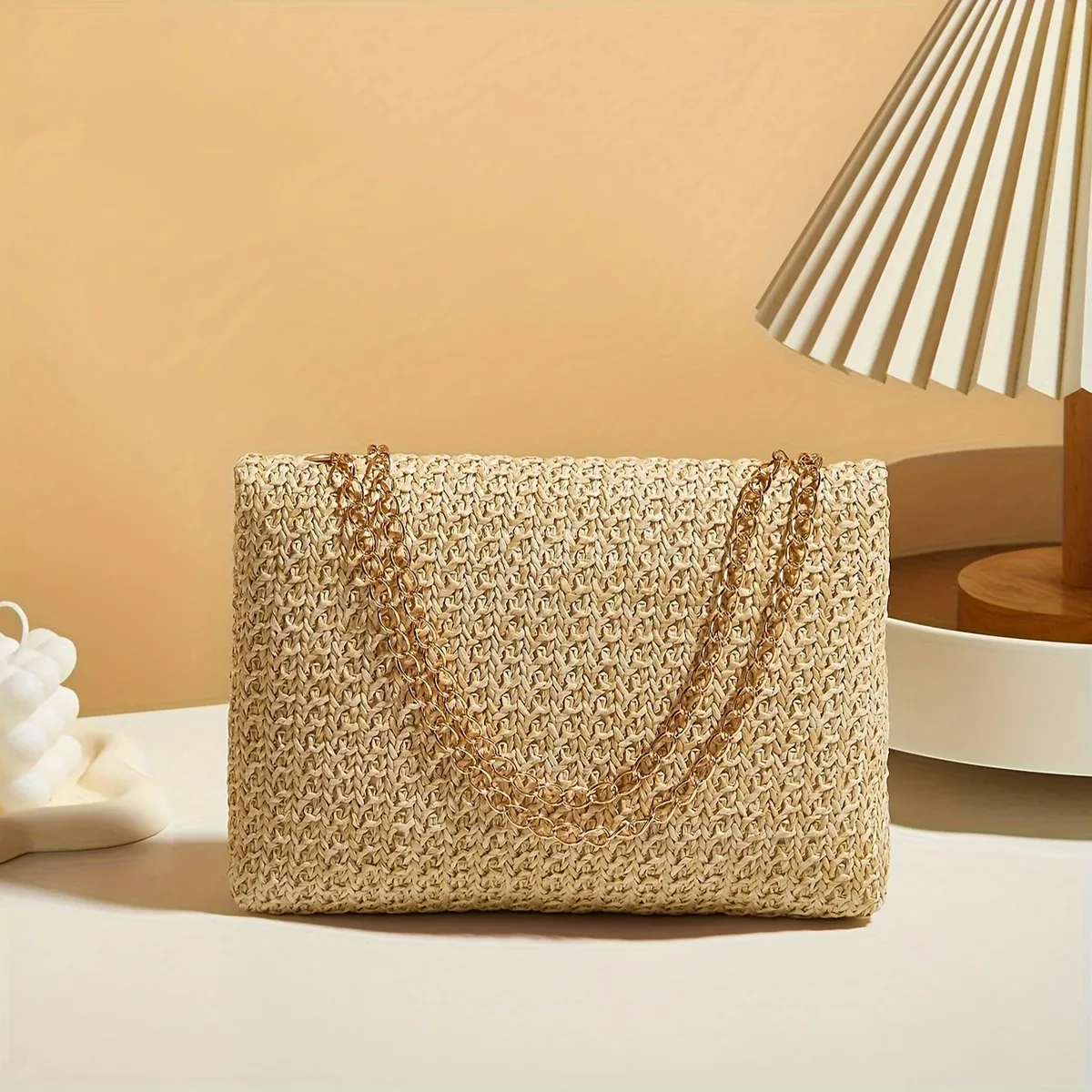 sac à bandoulière tissé à la main en paille pour femmes, sac à main à bandoulière de couleur unie avec fermeture à serrure