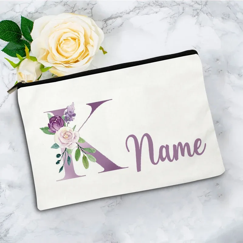 pochette de maquillage personnalisée violette à 26 motifs floraux, sac de toilette pour articles de voyage, cadeau de mariage ou d'anniversaire avec nom personnalisé