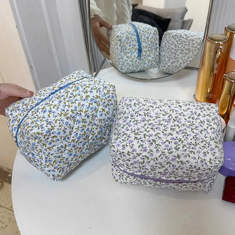 organisateur de rangement, sac de maquillage matelassé bouffant à fleurs, pochette à cosmétiques imprimée de fleurs, grand sac à cosmétiques de voyage, accessoire de maquillage