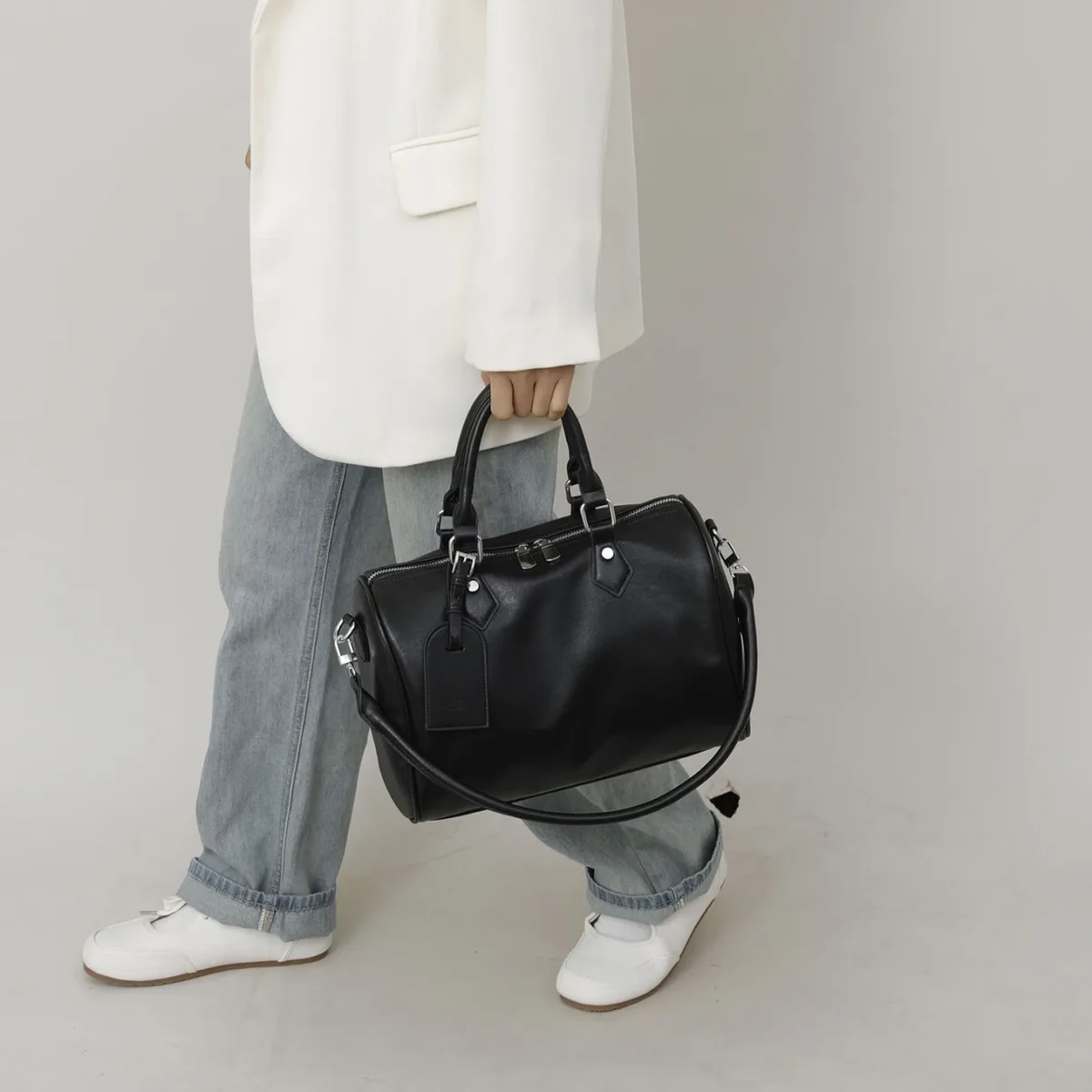 sacs boston pour femmes au design classique et tendance, sac à bandoulière en cuir pu de haute qualité, sac bowling polyvalent pour les trajets quotidiens