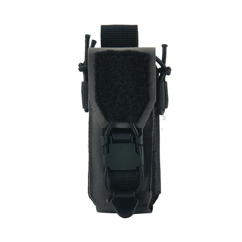 organisateur voyage nylon noir fermeture éclair bandes velcro poignées amovibles style techwear compresseur objet gadget fixation ceinture vêtement