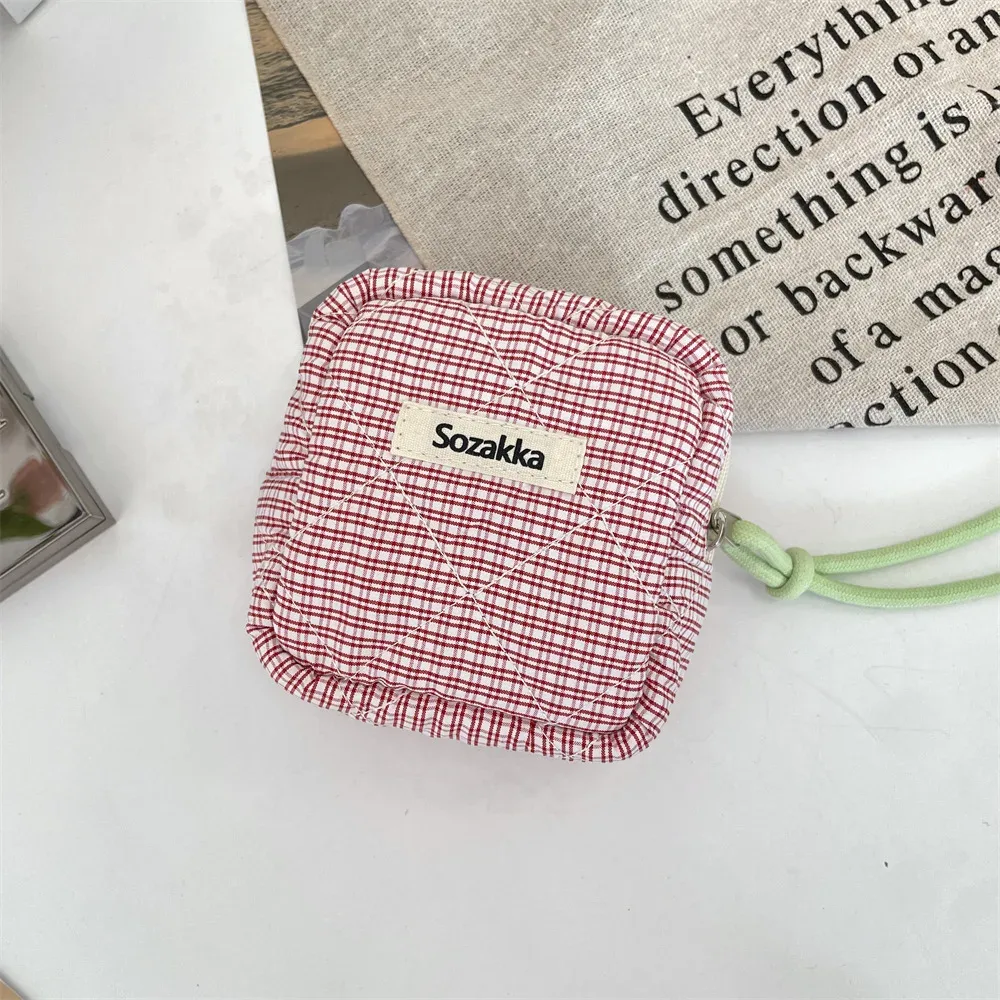 mini sac cosmétique carré à carreaux mignon pour femmes, écouteurs portables, rouge à lèvres, serviettes hygiéniques, stockage de poudres, petits sacs de maquillage à fermeture éclair
