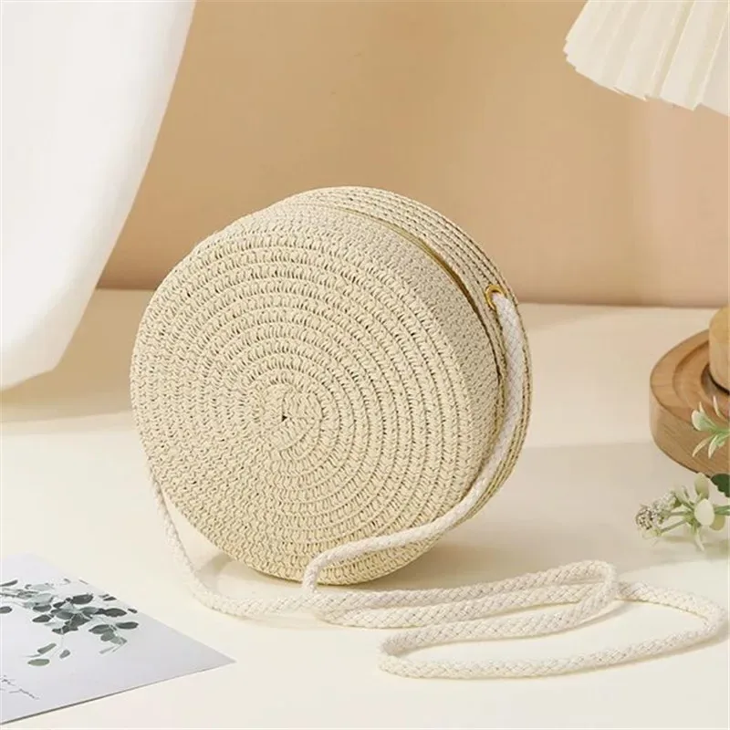 sac à bandoulière tissé à la main en paille pour femmes, sac à main à bandoulière de couleur unie avec fermeture à serrure