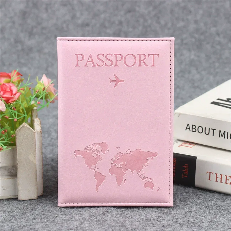 nouvelle housse de passeport en cuir pu pour hommes et femmes - organisateur - porte-cartes de protection - étui pour documents d'identité - housse de passeport de voyage avec carte du monde