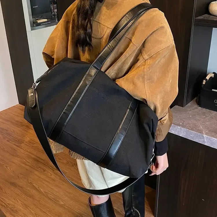 sac fourre-tout pour femmes simple, élégant et de grande capacité, nouveau style d'automne, sac à bandoulière/à bandoulière tendance de voyage.
