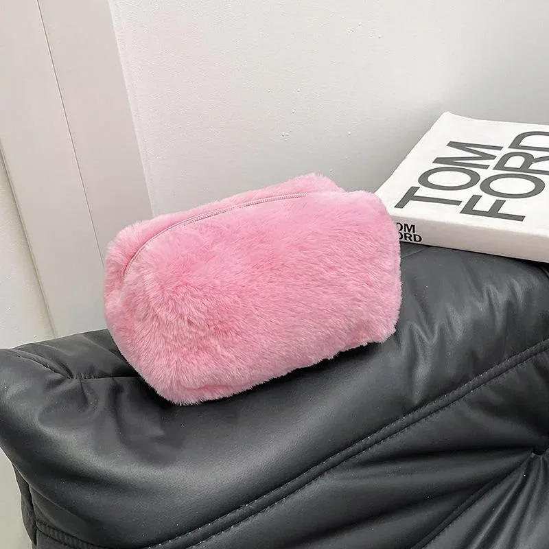 nouveau 1 pièces sac cosmétique en peluche crayon fille couleur bonbon sac à main banquet fête dame sac cosmétique maquillage