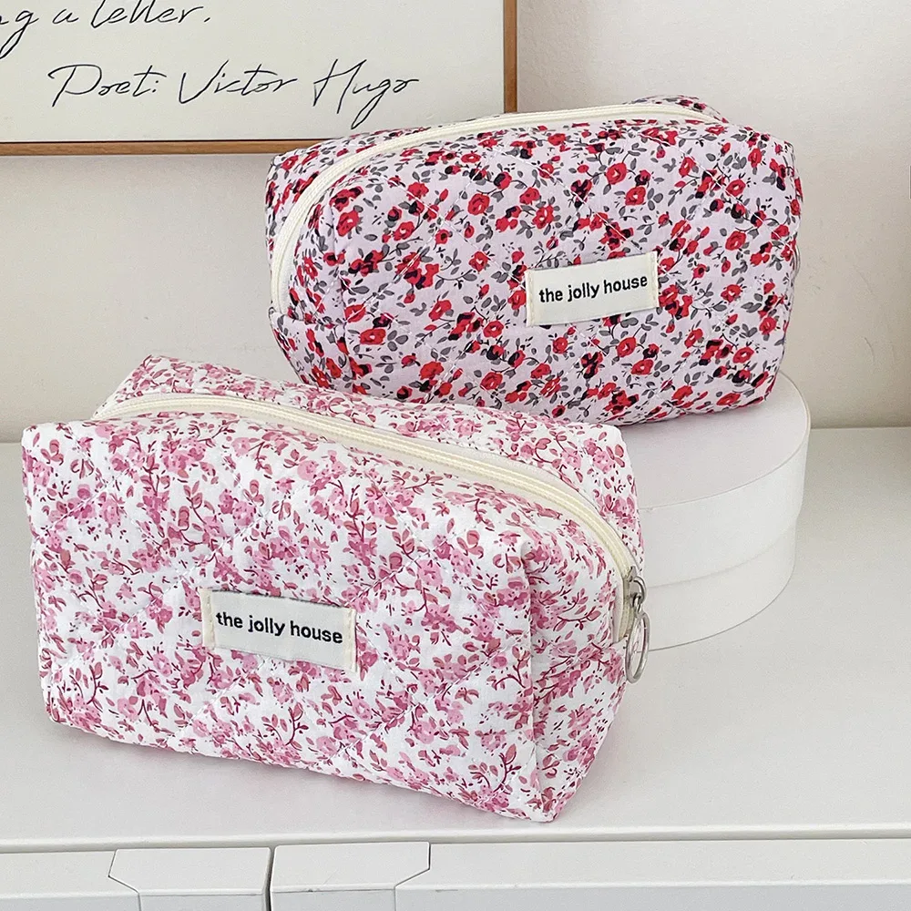 sac de rangement de maquillage matelassé à fleurs, organisateur de voyage portable, pochette de toilette cosmétique, sac à main de maquillage mignon, sacs floraux, vente en gros