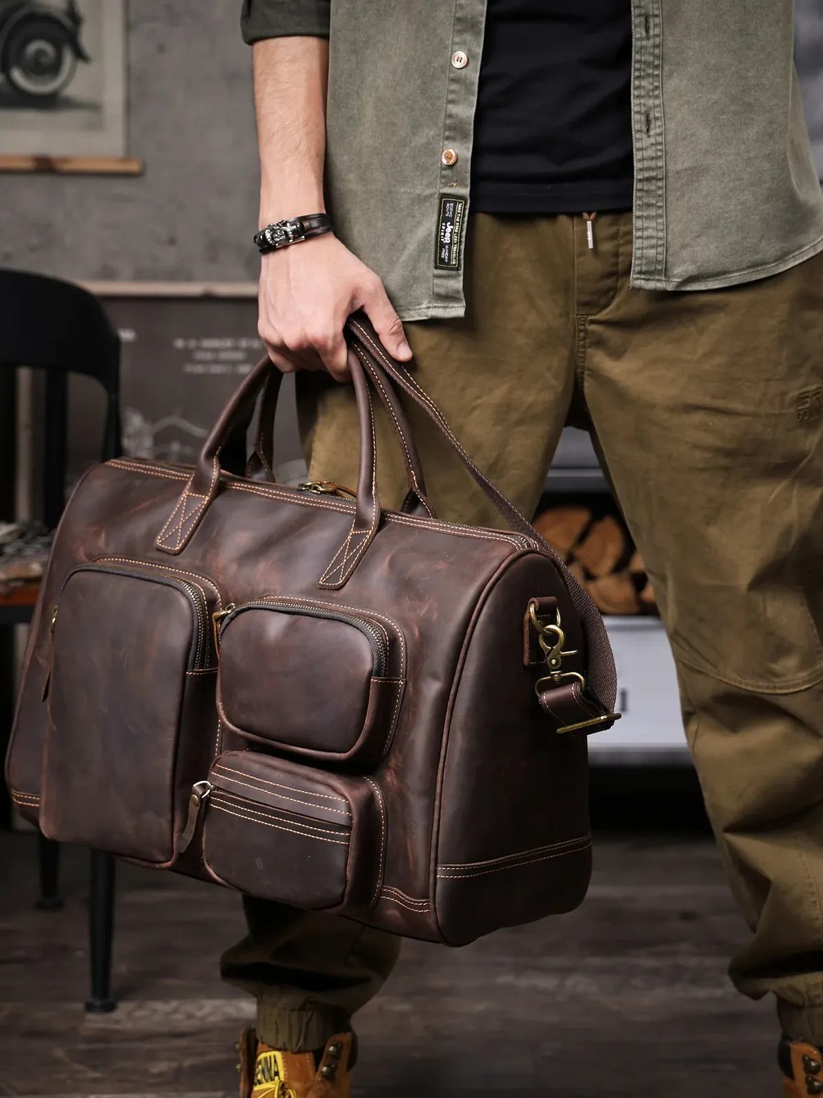 pndme vintage luxe fou cheval peau de vache hommes grande capacité sac de voyage en plein air fitness à la main en cuir véritable grand sac à main
