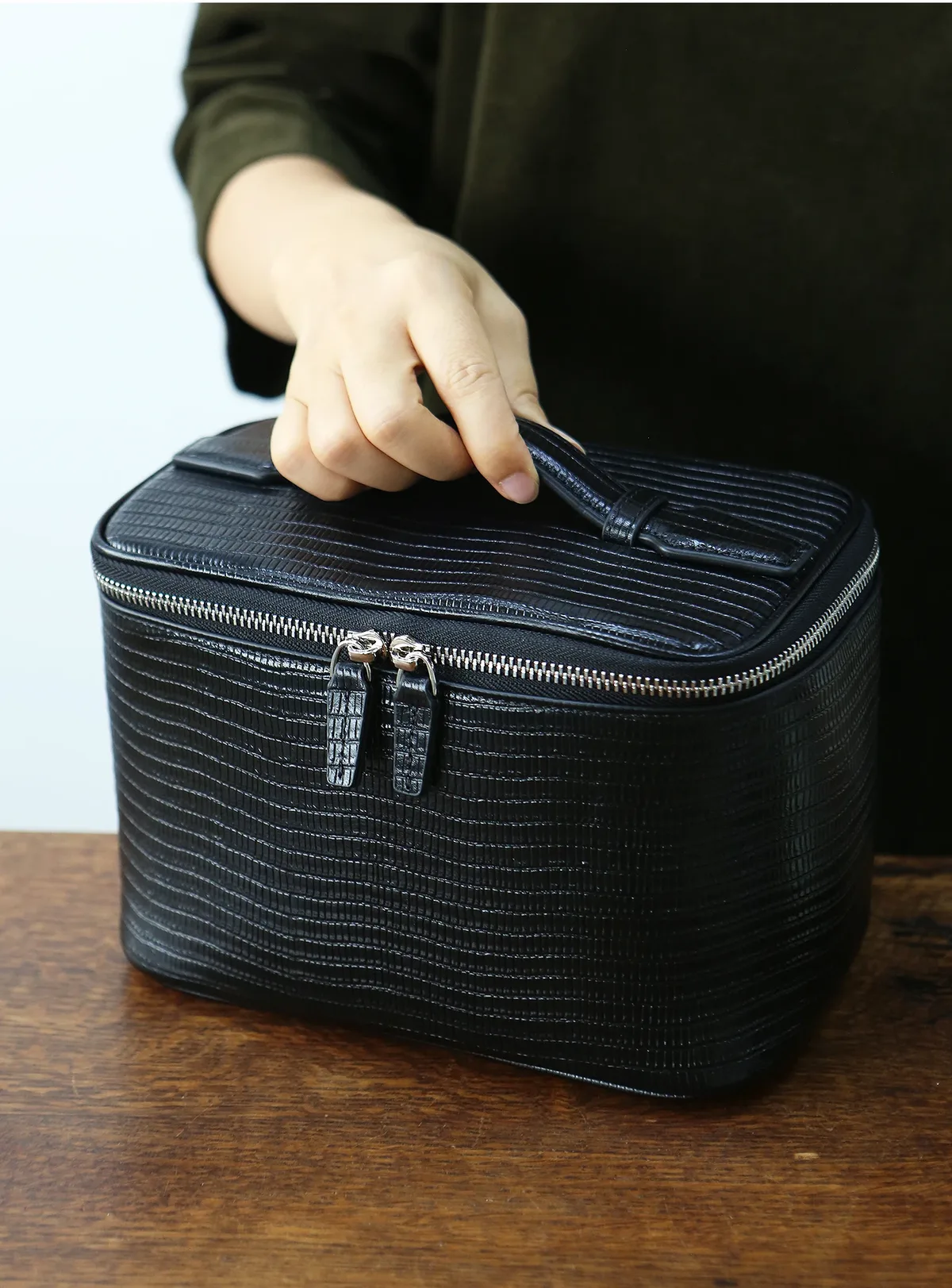 sac de maquillage en cuir de vachette à motif lézard, grande capacité, sac de toilette de voyage, cuir véritable, sac cosmétique portable pour femmes