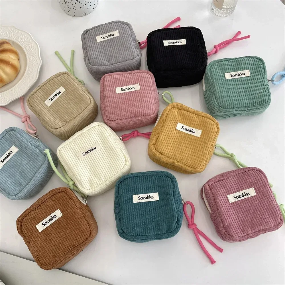 porte-monnaie pour femmes avec fermeture éclair, grande capacité, sac à cosmétiques, serviettes hygiéniques, écouteurs, pochette à rouge à lèvres, petite trousse de maquillage carrée