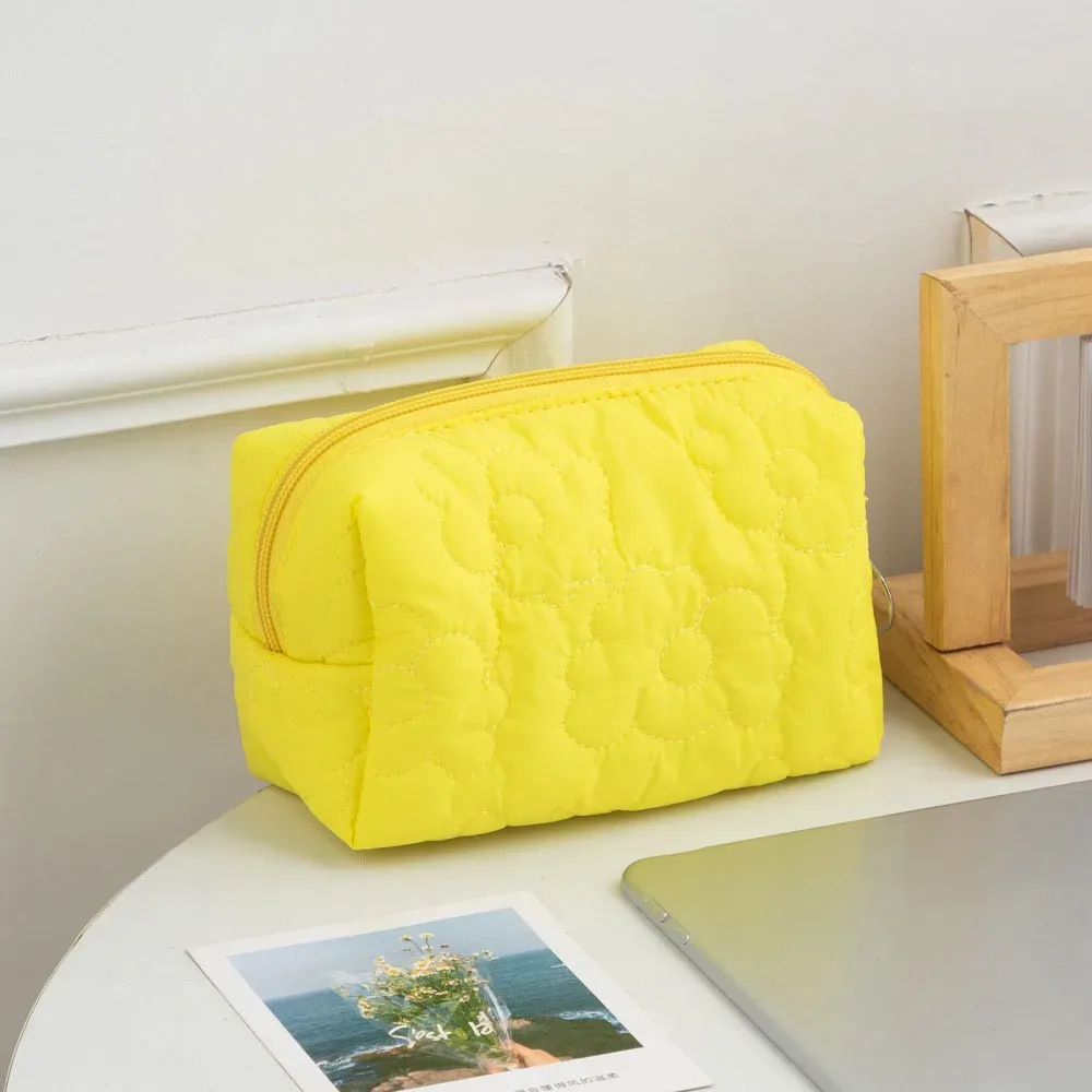 trousse de maquillage de voyage souple de grande capacité pour femmes, sac de rangement de fleurs matelassées, trousse de toilette portable, sac de détermination, document de bonbons à la mode