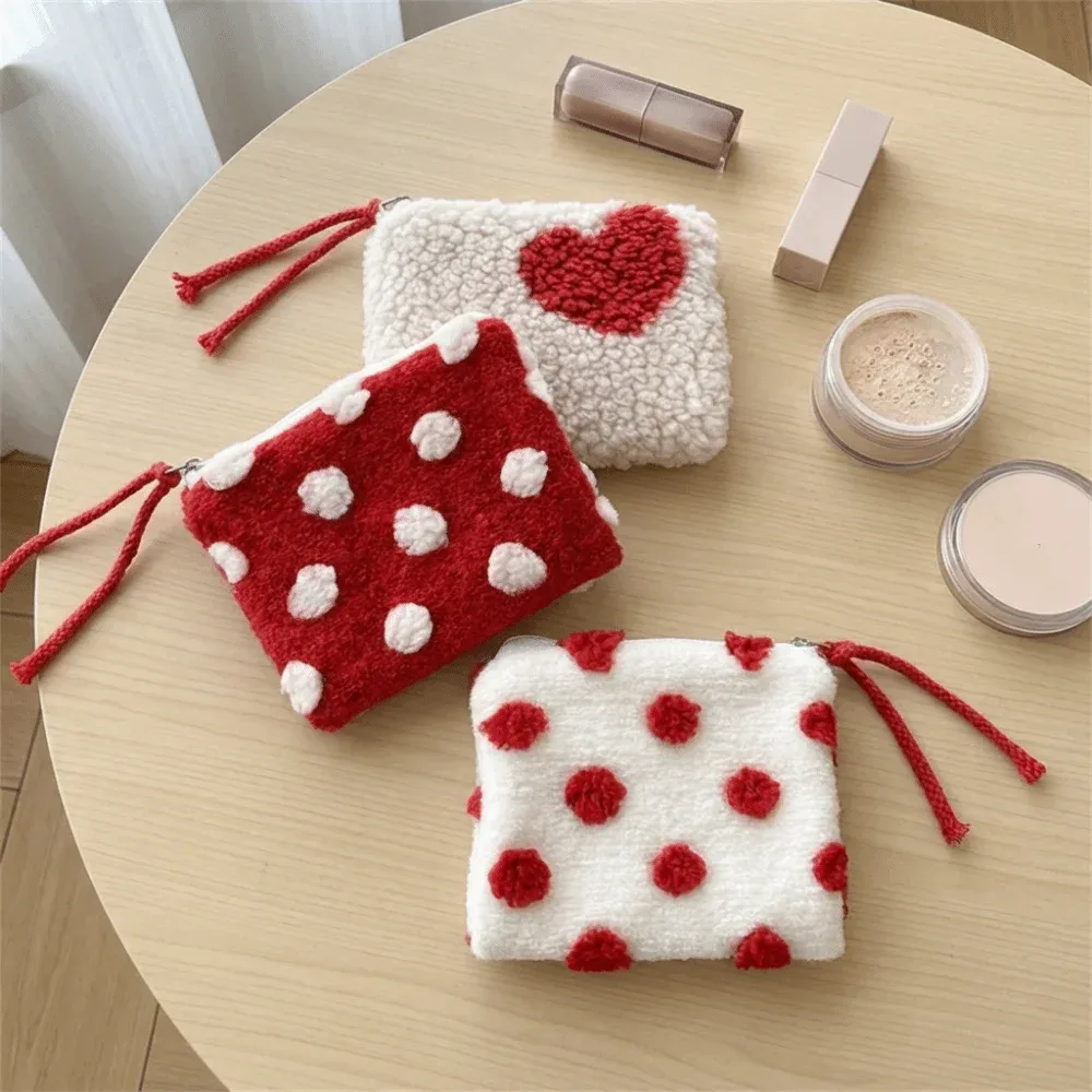 sac de rangement pour cosmétiques en forme de cœur, portable, sac à clés et à rouge à lèvres ins, sac de maquillage pour femmes avec fermeture éclair, cadeau pour la saint-valentin