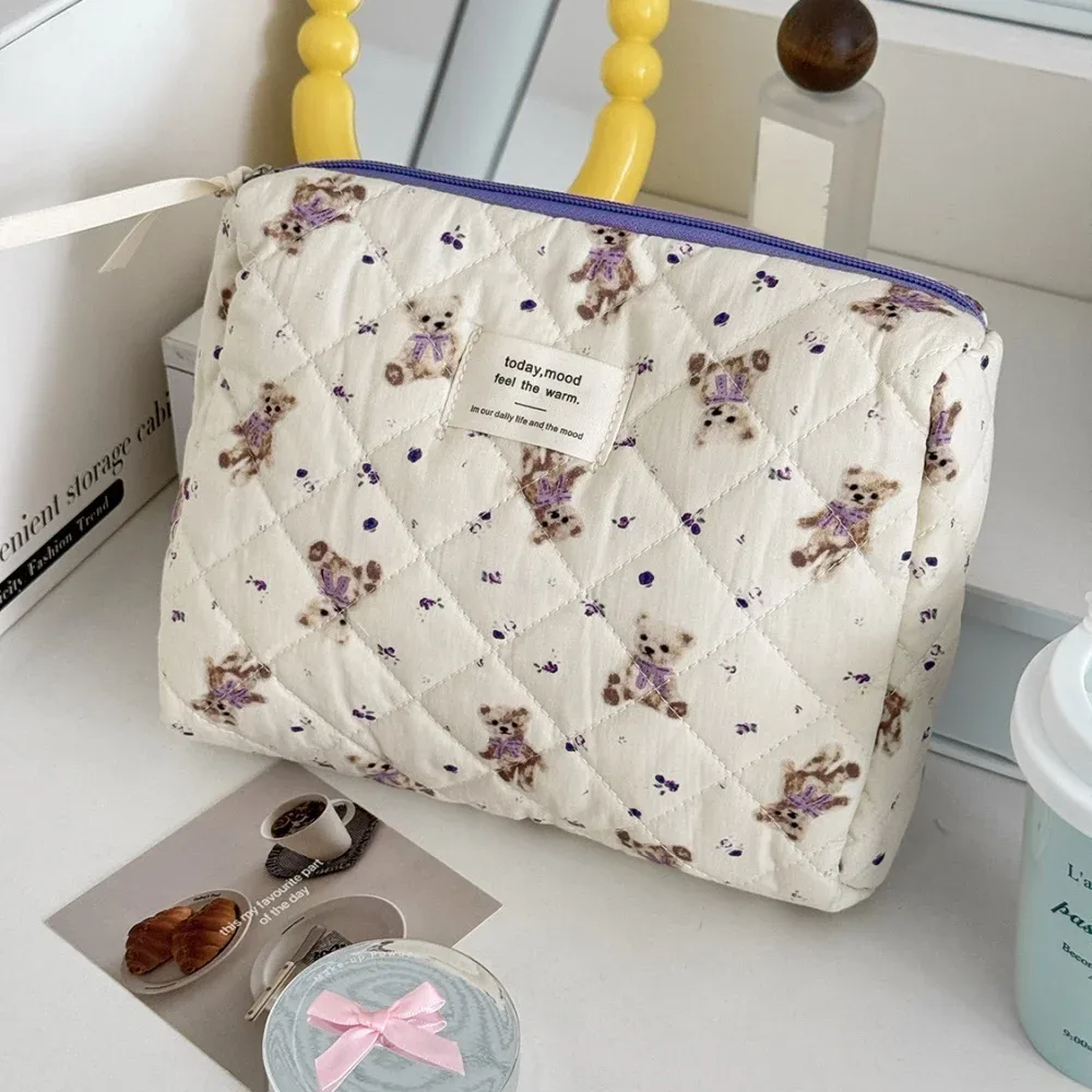 sac de maquillage ours de dessin animé pour femmes, grande capacité, mignon organisateur de voyage, pochette matelassée, sac à main de rangement de toilette pour dames