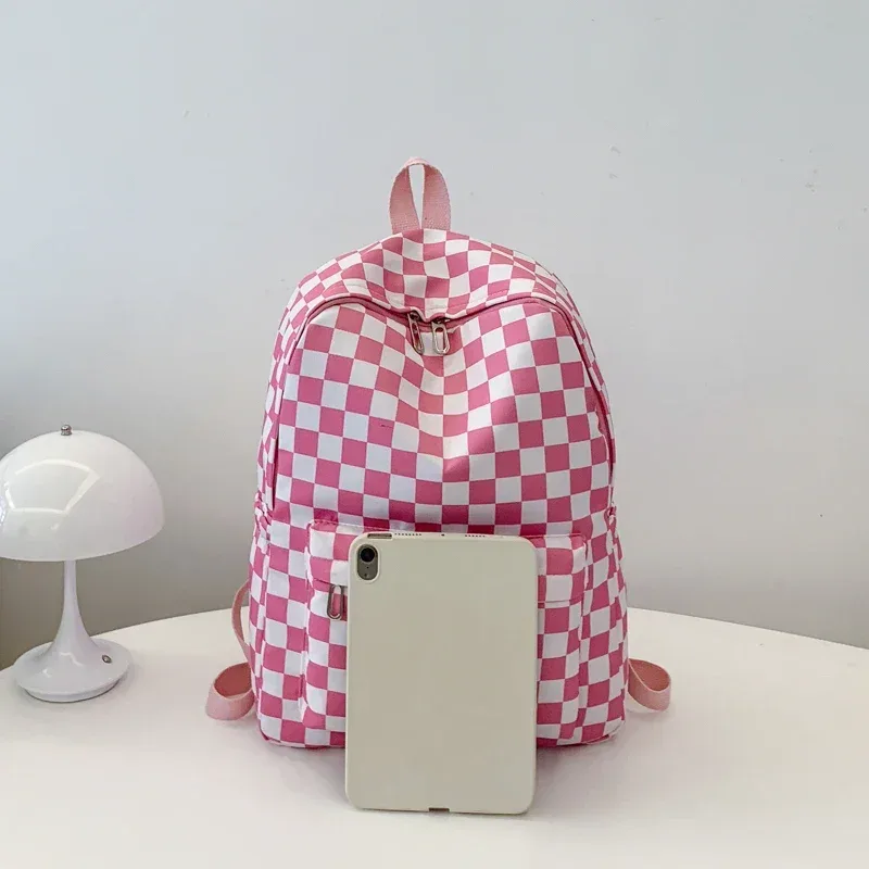 sac à dos pour ordinateur portable à motif damier pour femme, ensemble bandoulière imprimé tendance, multi-poches, bretelles réglables – indispensable pour les trajets sur le campus