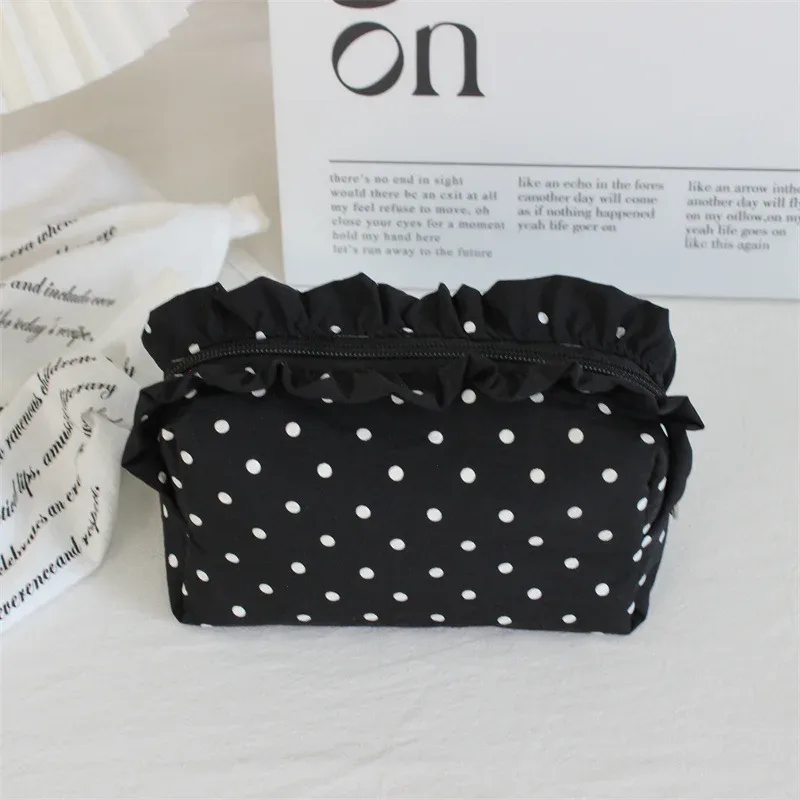 trousse de maquillage vintage à pois avec bord volanté grande capacité pochette de rangement portable pour cosmétiques et soins de la peau pour femme