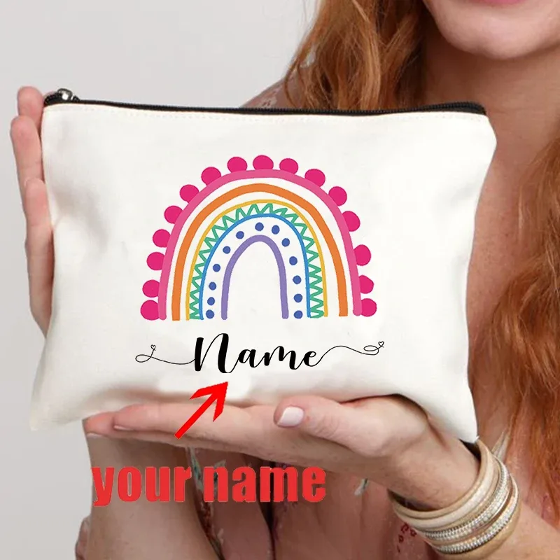 trousse de maquillage avec nom personnalisé pour enseignant arc-en-ciel, cadeau de remise de diplôme personnalisé pour enseignants, trousse à crayons, cadeau de rentrée scolaire, bourse pour femmes
