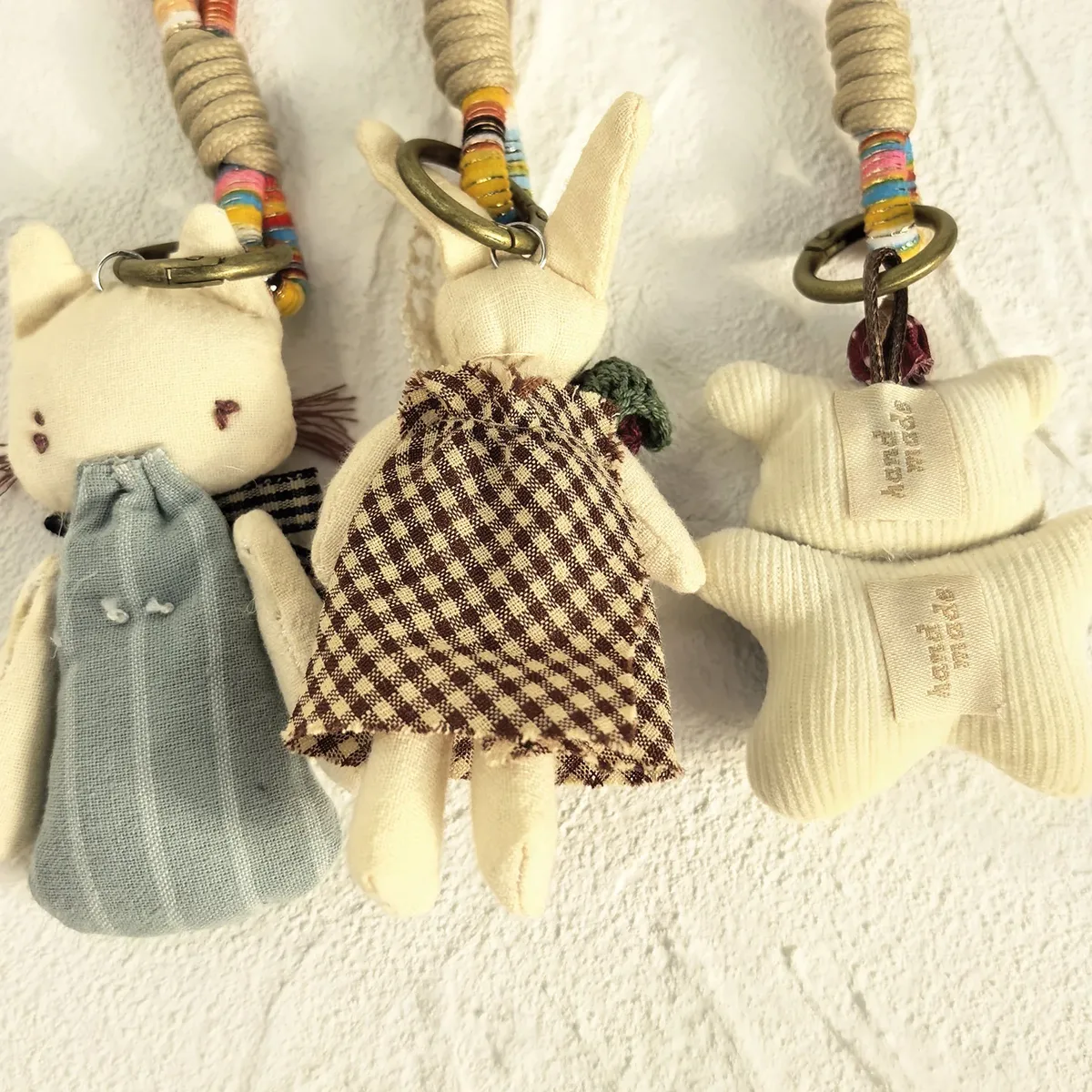 pendentif animal en tissu, breloque de sac animal mignon, porte-clés fait à la main, porte-clés animal de dessin animé doux pour sac à main, clés, sac à dos