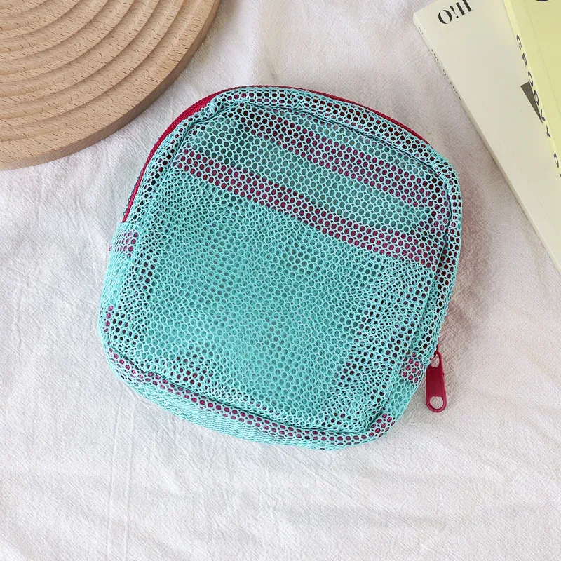 pochette en filet couleur dopamine, portable, pour voyage, câbles de charge, articles de toilette, mini pochette de rangement en filet, trousse de toilette en filet, pochette à clés, porte-cartes