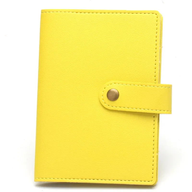 étiquette bagage porte cartes identité voyage accessoires compacts couleurs variées pochettes intérieures fermeture bouton doré usage international