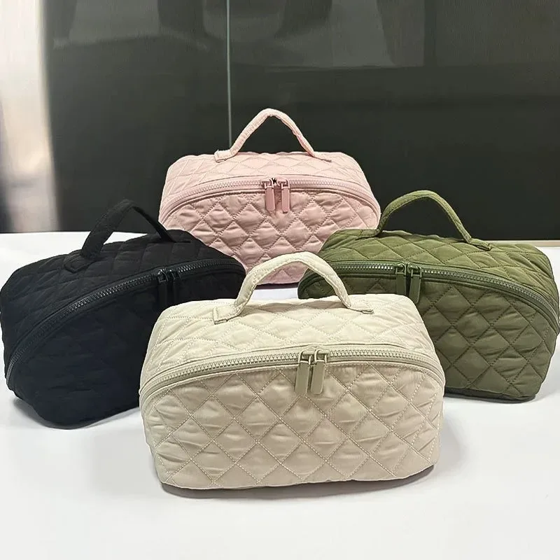 sac cosmétique matelassé de luxe pour femmes, organiseur de maquillage grande capacité, pochette de rangement pour articles de toilette de voyage avec poignée