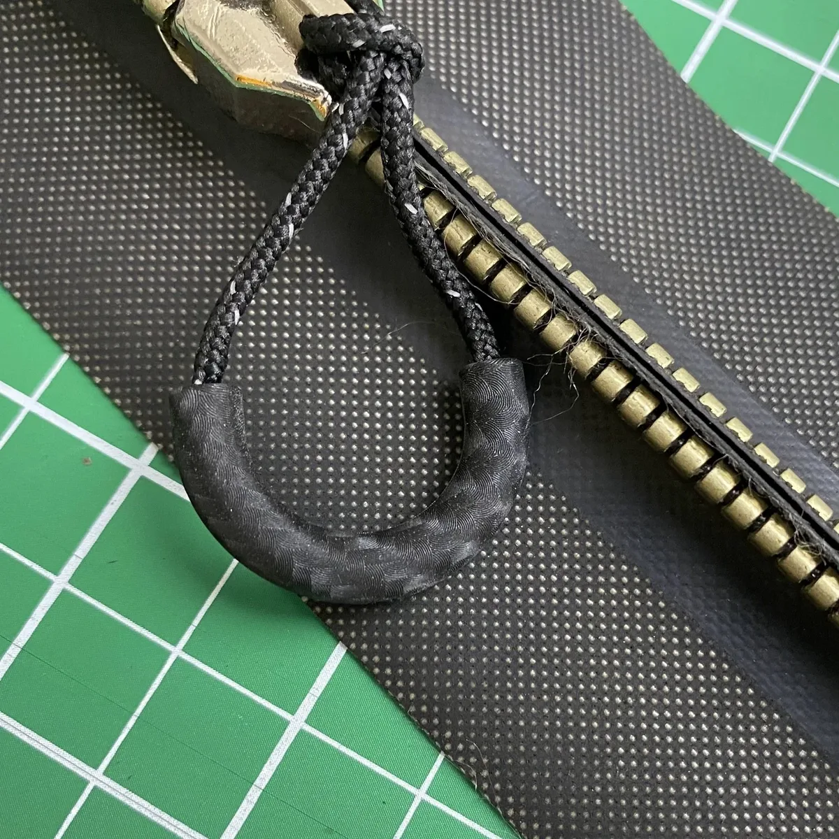 extracteur de fermeture éclair en tpu durable en forme de t multifonction pour l'extérieur, sac à dos tactique, sac de voyage, accessoires de corde arrière à fermeture éclair, 10 pièces/lot