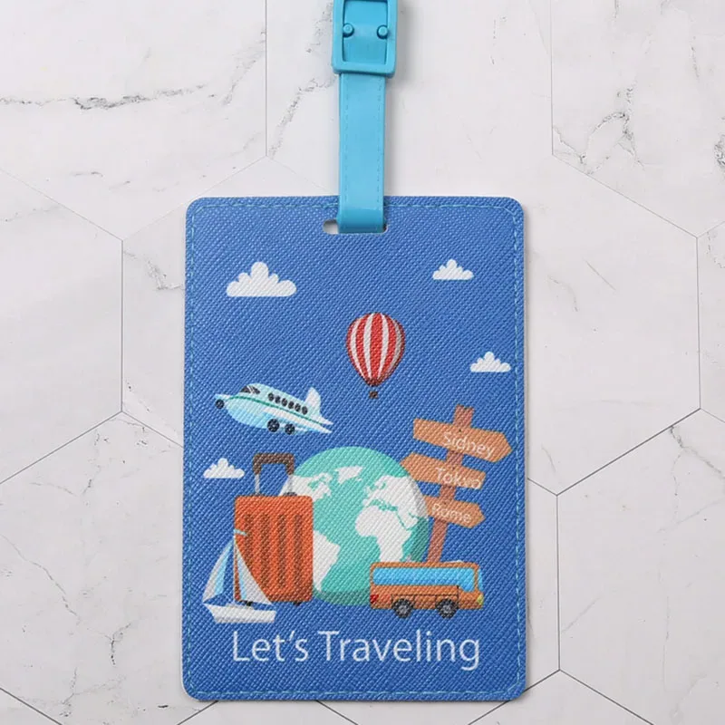 étiquette bagage pu carte monde motifs animés bleu pastel vert rose beige voyage famille identité