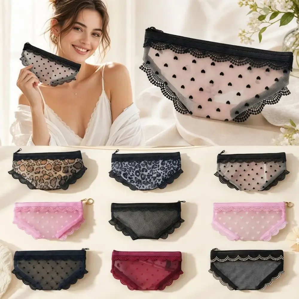 pochette de rangement cosmétique unique en forme de slip, en dentelle et maille, motif cœur, style y2k, transparente, pour maquillage et articles de toilette, idéale pour le voyage