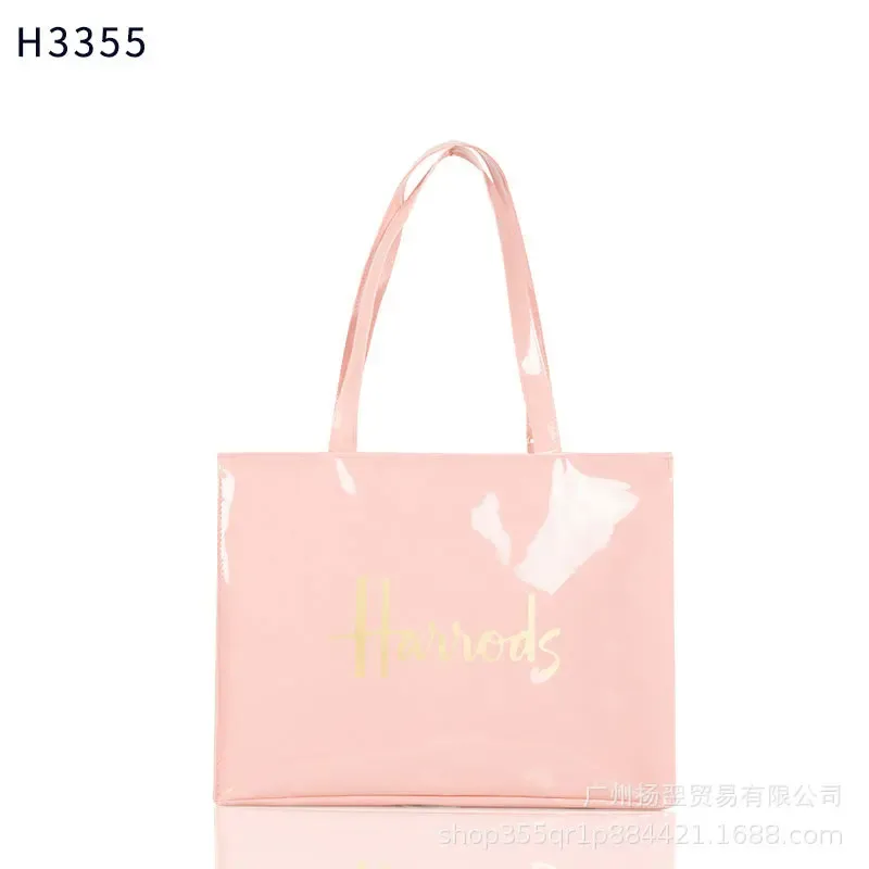 sac fourre-tout imperméable en pvc à imprimé cartoon pour femmes, sac à main décontracté et portable, sac pour le shopping, les trajets quotidiens et l'utilisation quotidienne en extérieur. ﻿