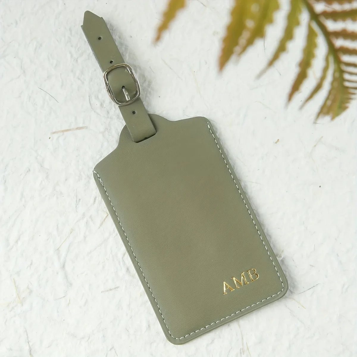 étiquette de bagage personnalisée avec nom en estampe à chaud | monogramme doré, léger, élégant, porte-documents, accessoires de voyage, style décontracté