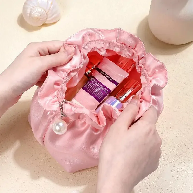 sac de maquillage portable en polyester, forme nuage, fermeture à cordon, pochette cosmétique, surface brillante, grande capacité, organisateur de voyage quotidien