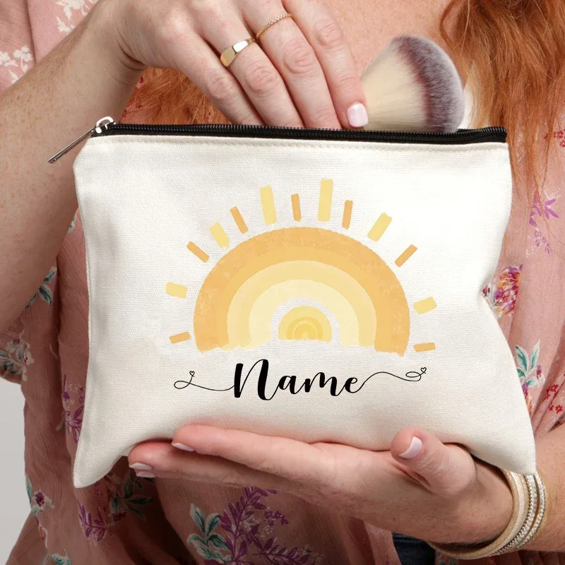trousse de maquillage avec nom personnalisé pour enseignant arc-en-ciel, cadeau de remise de diplôme personnalisé pour enseignants, trousse à crayons, cadeau de rentrée scolaire, bourse pour femmes