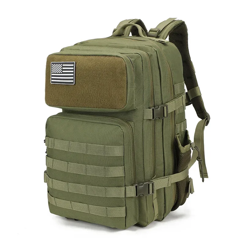 sac dos polyester noir motif bandes verticales poches ouvertes poche intérieure zippée bandoulière arquée escalade camping randonnée