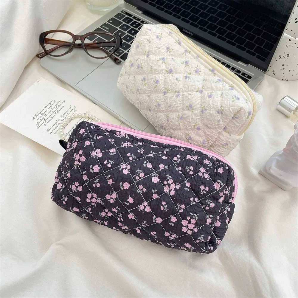 sac de maquillage à fleurs roses pour femmes, mignon, organisateur de voyage, pièces de monnaie cosmétiques, pochette pour filles, sacs à cosmétiques carrés à fermeture éclair de dessin animé mignon