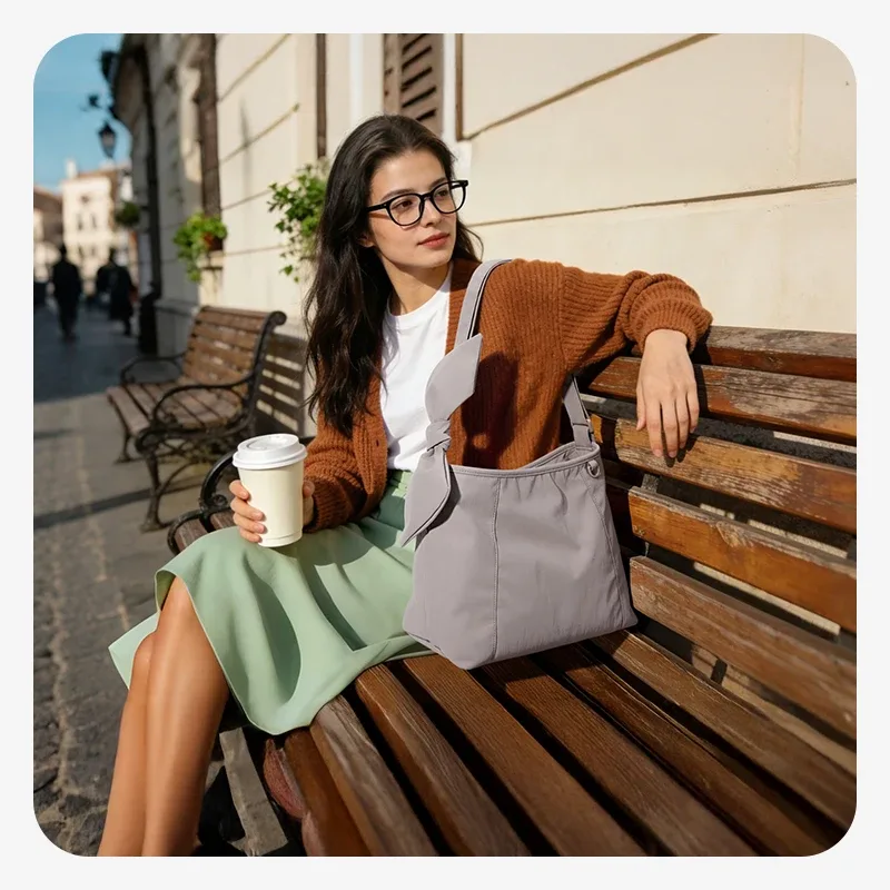 bagsmart sac bandoulière grande capacité pour femme, sac à main décontracté, sac de voyage étanche, sac à bandoulière multifonction pour la nuit