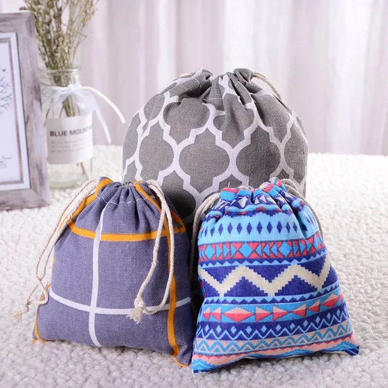 poudres de tissu de lin de coton, sac de ficelle de proximité, sac de rangement de chaussures de gril de voyage pour enfants, sac cadeau de noël