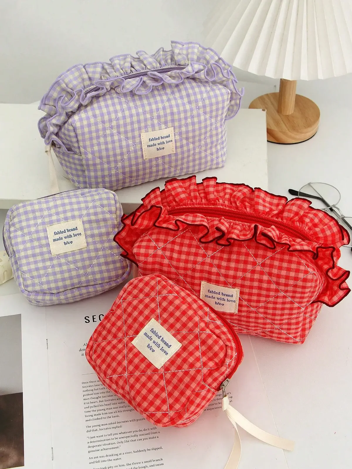 Trousse Polyester Cosmétiques Carreaux Rouge Blanc Violet Voyage Décoration Fronces Ovale Glissière Faded Brand Made Love