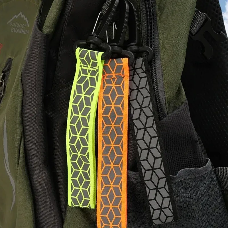 sangles de sécurité réfléchissantes pour sac à dos, 2 pièces, fournitures pour porte-clés, conçues pour le camping, la randonnée, équipement de sécurité nocturne, bande réfléchissante