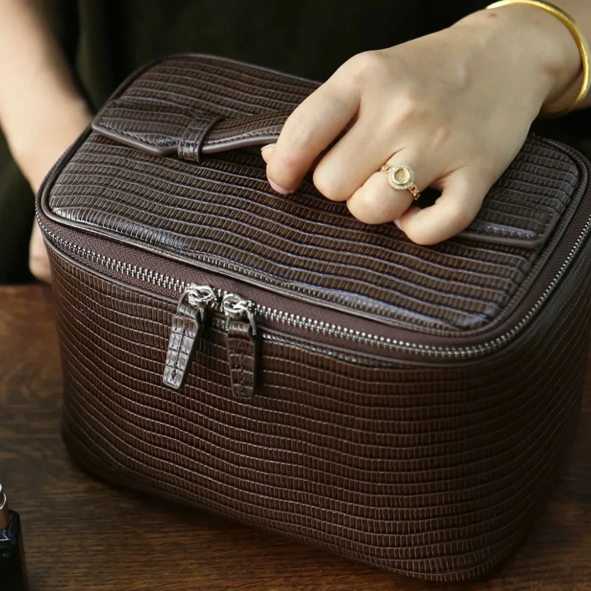 sac de maquillage en cuir de vachette à motif lézard, grande capacité, sac de toilette de voyage, cuir véritable, sac cosmétique portable pour femmes