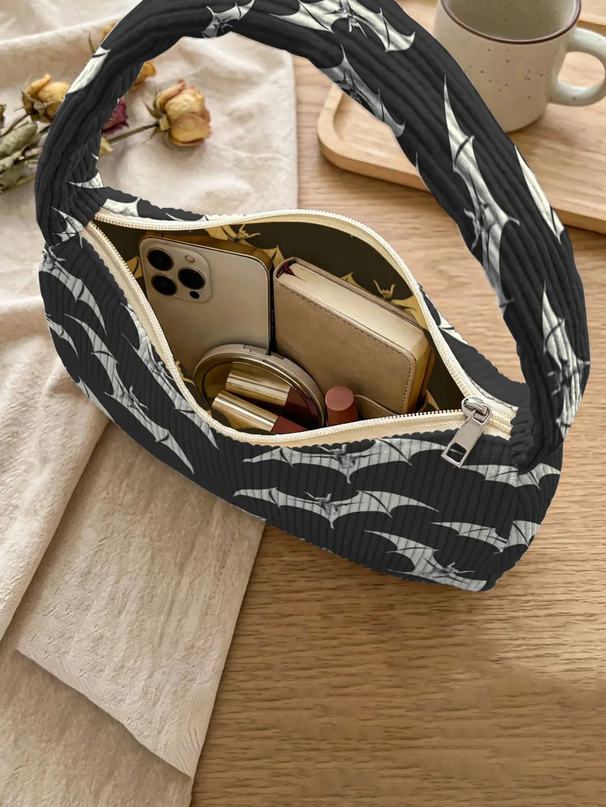 sac à bandoulière tendance à imprimé chauve-souris blanc, sac sous le bras en velours côtelé noir pour un usage quotidien décontracté