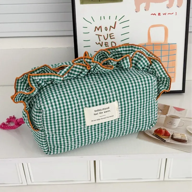 trousse de maquillage rétro à carreaux vichy grande capacité pour femme, pochette de voyage pour cosmétiques avec bord festonné et fermeture à nœud en ruban