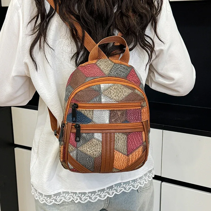 sac à dos patchwork de style vintage pour femmes, design multi-travures pour un usage quotidien, sac élégant, léger et décontracté, à la mode