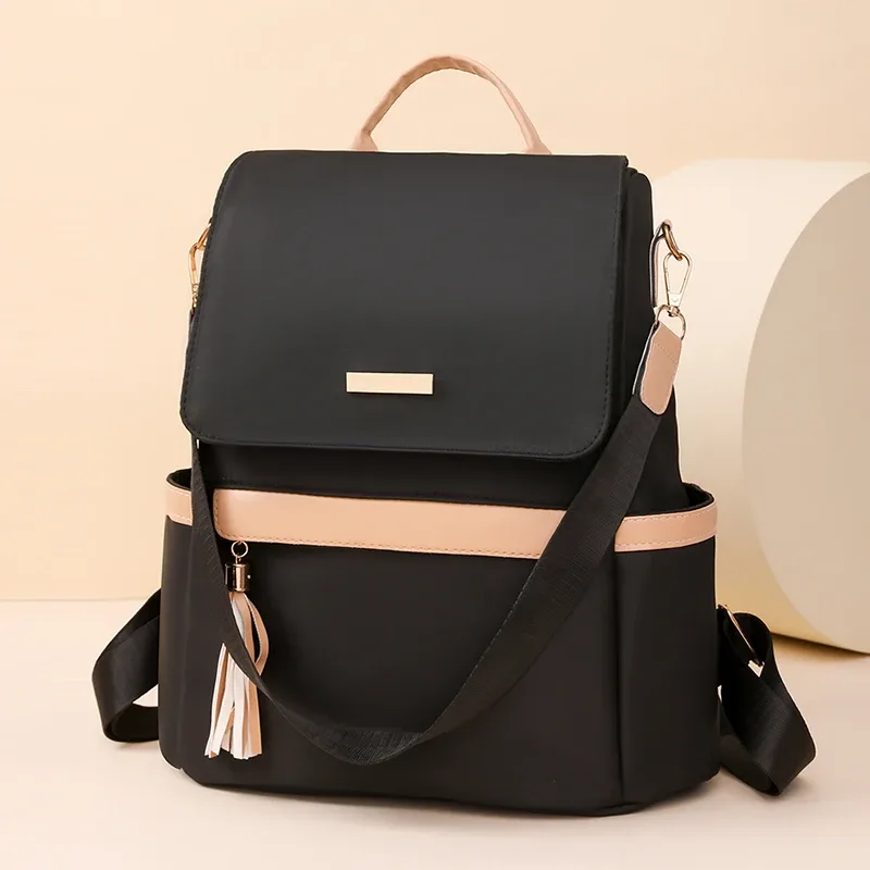 sac dos polyester beige noir gris bandoulière poignée souple fermeture éclair integree usage voyage femenin classique