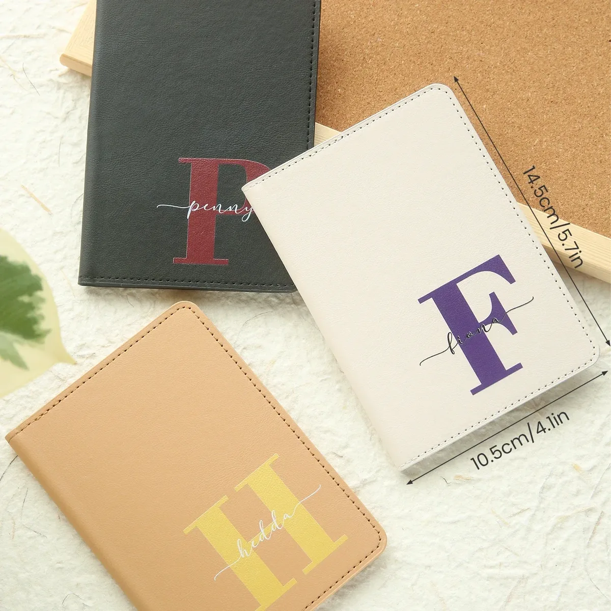 housse de passeport personnalisée avec nom et initiales, porte-passeport chic personnalisé, cadeau de voyage unique pour mariage, anniversaire, accessoires