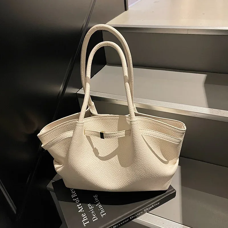 sac fourre-tout en cuir pu souple, design de niche de luxe, capacité spacieuse, sac à bandoulière pour femmes, sac à bandoulière pour les déplacements et les voyages