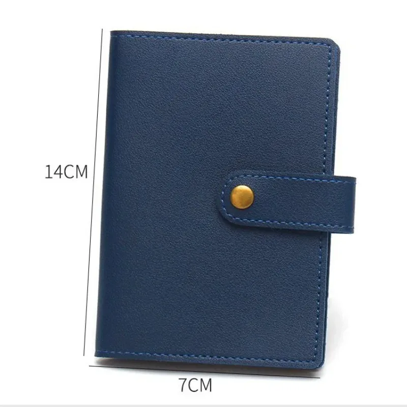étiquette bagage porte cartes identité voyage accessoires compacts couleurs variées pochettes intérieures fermeture bouton doré usage international
