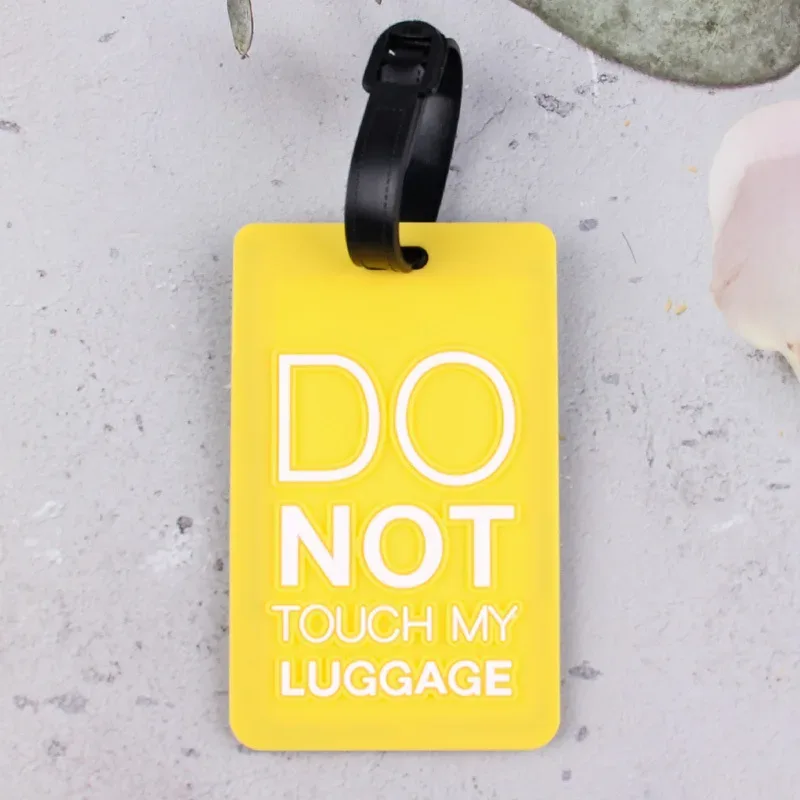 accessoires de voyage : étiquette de bagage en pvc, motif dessin animé mignon, avec emplacement pour nom, id, adresse et carte d'embarquement